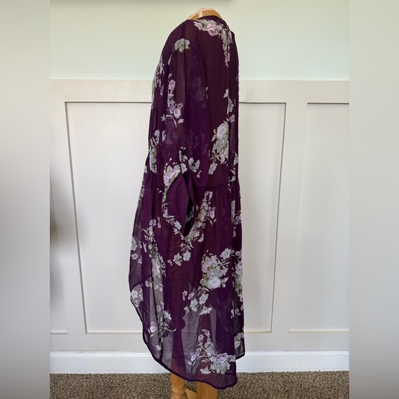 Torrid Babydoll top women’s plus size 1 XL purple floral sheer high low top - Picture 7 of 9